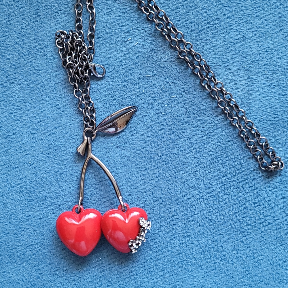 JUICY coture Cherry Necklace